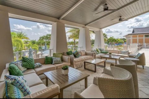 Villa ou maison à vendre à Kissimmee, Floride: 7 chambres, 278.52 m2 № 2406760 - photo 27