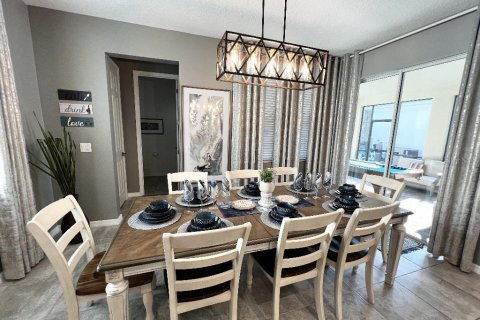Villa ou maison à vendre à Kissimmee, Floride: 7 chambres, 278.52 m2 № 2406760 - photo 7