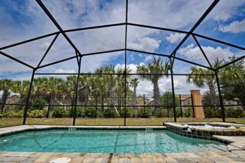 Villa ou maison à vendre à Kissimmee, Floride: 7 chambres, 278.52 m2 № 2406760 - photo 25