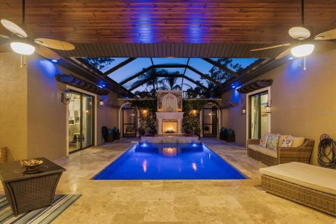 Villa ou maison à vendre à North Port, Floride: 6 chambres, 353.21 m2 № 2211799 - photo 7