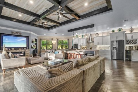 Villa ou maison à vendre à North Port, Floride: 6 chambres, 353.21 m2 № 2211799 - photo 4