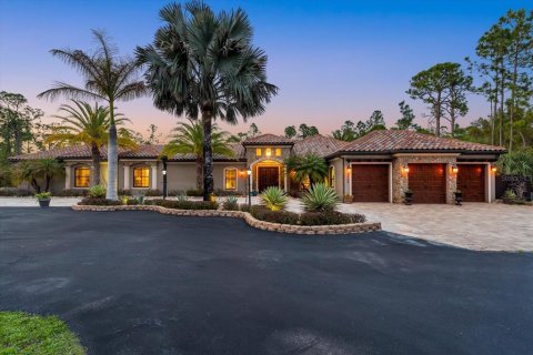 Villa ou maison à North Port, Floride 6 chambres, 353.21 m2 № 2211799