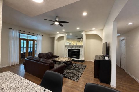House in Tarpon Springs, Florida 5 bedrooms, 386.1 sq.m. № 2101919 - photo 8