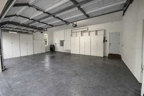 House in Tarpon Springs, Florida 5 bedrooms, 386.1 sq.m. № 2101919 - photo 27