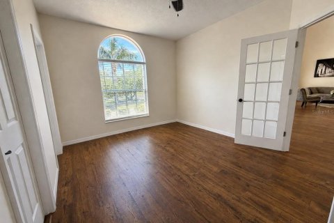 House in Tarpon Springs, Florida 5 bedrooms, 386.1 sq.m. № 2101919 - photo 12