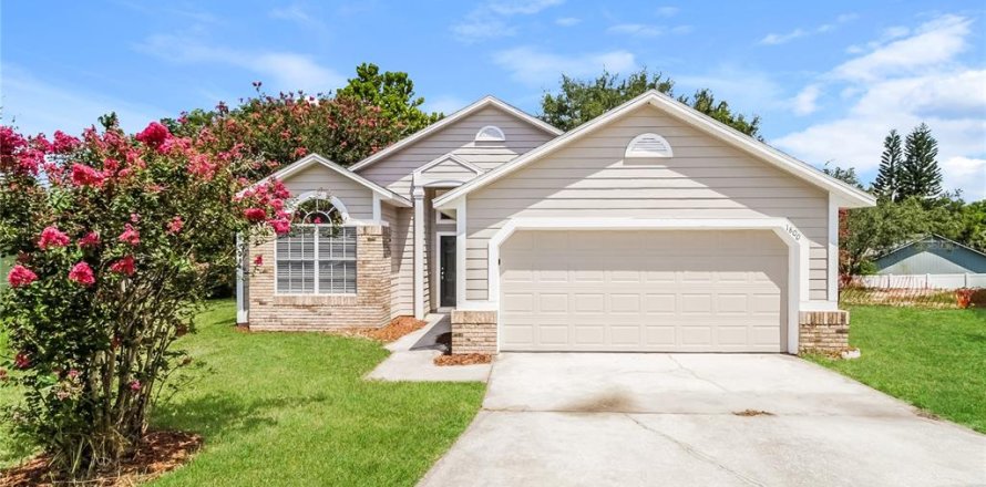 Casa en Apopka, Florida 4 dormitorios, 136.94 m2 № 1911750
