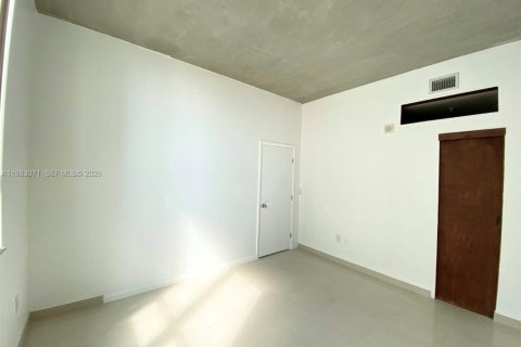 Copropriété à louer à Miami, Floride: 1 chambre, 72 m2 № 2048479 - photo 23
