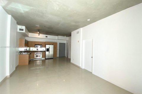 Copropriété à louer à Miami, Floride: 1 chambre, 72 m2 № 2048479 - photo 20