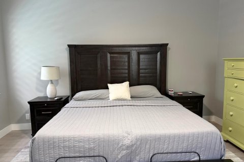 Casa en alquiler en Lake Worth, Florida, 3 dormitorios, 218.13 m2 № 2250554 - foto 19
