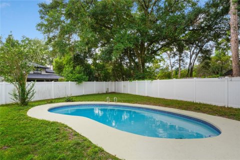 House in Longwood, Florida 3 bedrooms, 173.91 sq.m. № 2324233 - photo 5
