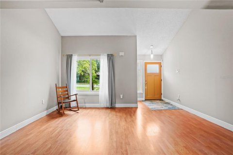 House in Longwood, Florida 3 bedrooms, 173.91 sq.m. № 2324233 - photo 12