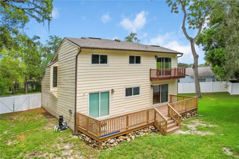 House in Longwood, Florida 3 bedrooms, 173.91 sq.m. № 2324233 - photo 8