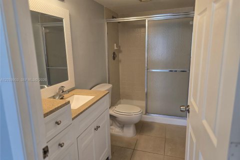 Condo in Delray Beach, Florida, 2 bedrooms  № 2273846 - photo 8