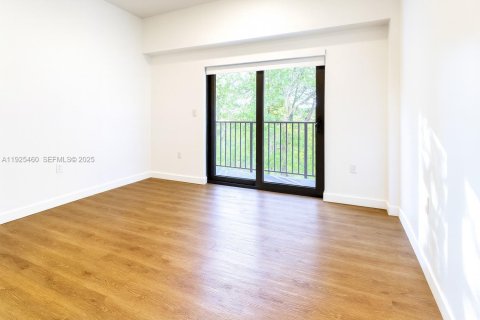 Apartamento en alquiler en Hollywood, Florida, 2 dormitorios, 1704.85 m2 № 1984187 - foto 14