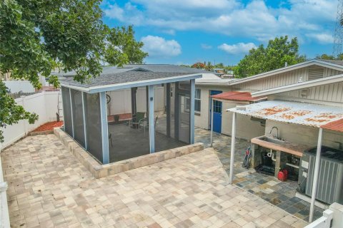 House in Holiday, Florida 2 bedrooms, 133.78 sq.m. № 1771466 - photo 28