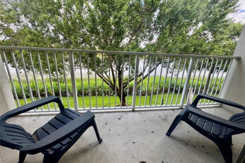 Adosado en venta en Homestead, Florida, 3 dormitorios, 179.49 m2 № 1976677 - foto 3