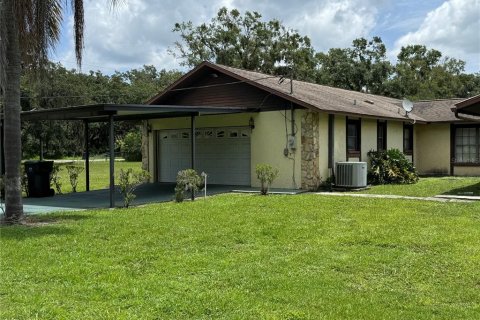 House in Plant City, Florida 2 bedrooms, 132.39 sq.m. № 1831509 - photo 7