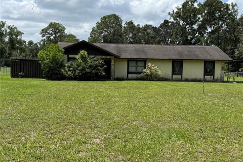 House in Plant City, Florida 2 bedrooms, 132.39 sq.m. № 1831509 - photo 1