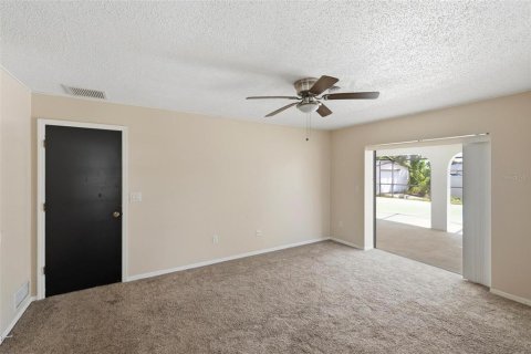 Villa ou maison à vendre à Port Charlotte, Floride: 4 chambres, 230.3 m2 № 2141005 - photo 24