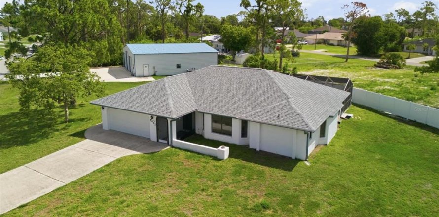 Villa ou maison à Port Charlotte, Floride 4 chambres, 230.3 m2 № 2141005