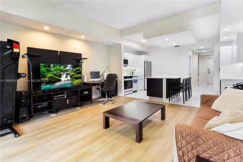 Condo in Doral, Florida, 3 bedrooms  № 1946305 - photo 14