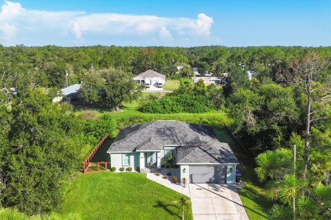 Villa ou maison à vendre à North Port, Floride: 3 chambres, 142.98 m2 № 1901478 - photo 4