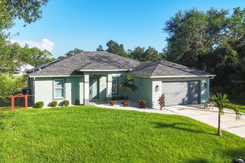 Villa ou maison à vendre à North Port, Floride: 3 chambres, 142.98 m2 № 1901478 - photo 2