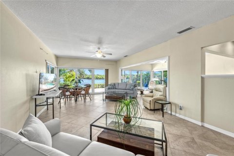 Copropriété à vendre à Sarasota, Floride: 2 chambres, 166.3 m2 № 2233492 - photo 20