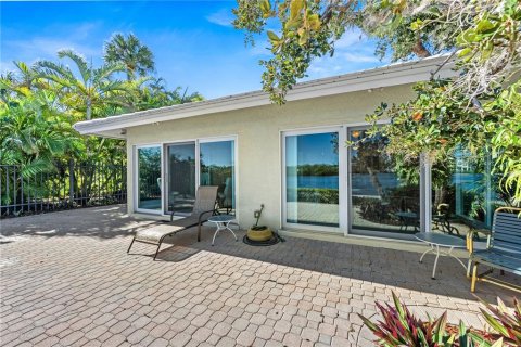 Copropriété à vendre à Sarasota, Floride: 2 chambres, 166.3 m2 № 2233492 - photo 12