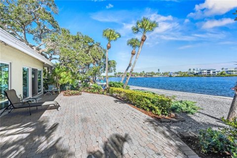 Copropriété à vendre à Sarasota, Floride: 2 chambres, 166.3 m2 № 2233492 - photo 15