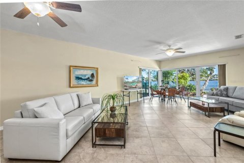 Copropriété à vendre à Sarasota, Floride: 2 chambres, 166.3 m2 № 2233492 - photo 18