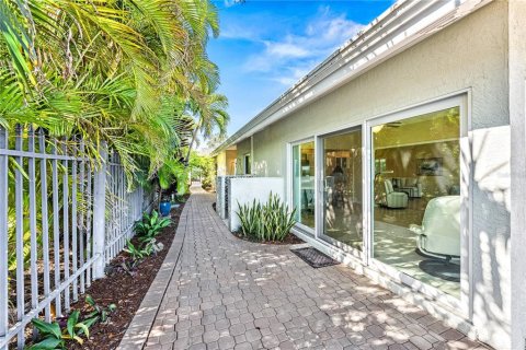 Copropriété à vendre à Sarasota, Floride: 2 chambres, 166.3 m2 № 2233492 - photo 7
