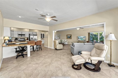 Copropriété à vendre à Sarasota, Floride: 2 chambres, 166.3 m2 № 2233492 - photo 28