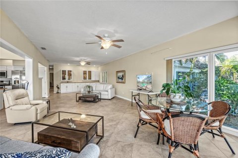 Copropriété à vendre à Sarasota, Floride: 2 chambres, 166.3 m2 № 2233492 - photo 21