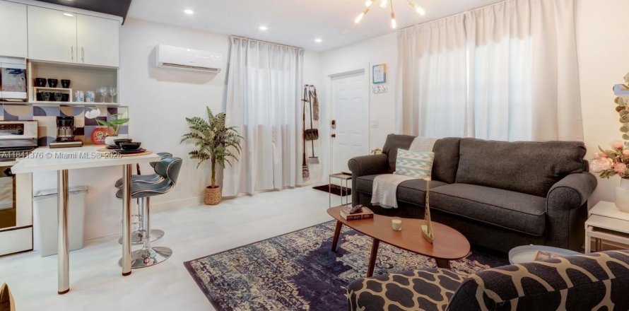 Villa ou maison à Hollywood, Floride 1 chambre, 55.74 m2 № 1832350