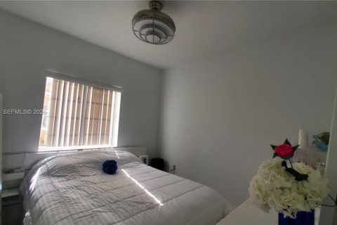 Casa en alquiler en Homestead, Florida, 3 dormitorios, 128.21 m2 № 2043367 - foto 13