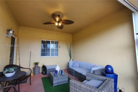 Casa en alquiler en Homestead, Florida, 3 dormitorios, 128.21 m2 № 2043367 - foto 15