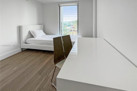 Condo in Bay Harbor Islands, Florida, 3 bedrooms  № 2066069 - photo 19