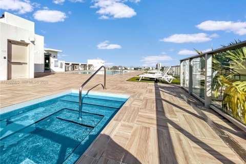 Condo in Bay Harbor Islands, Florida, 3 bedrooms  № 2066069 - photo 30