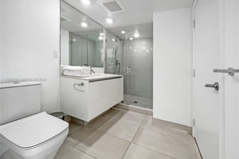 Condo in Bay Harbor Islands, Florida, 3 bedrooms  № 2066069 - photo 18