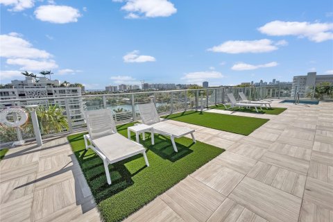 Condo in Bay Harbor Islands, Florida, 3 bedrooms  № 2066069 - photo 28