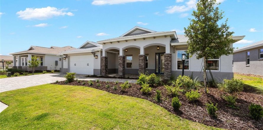 Casa en Ocala, Florida 2 dormitorios, 199.28 m2 № 2207273