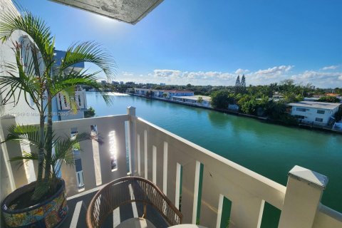 Купить кондоминиум в Майами-Бич, Флорида 1 спальня, 76.64м2, № 1975336 - фото 10