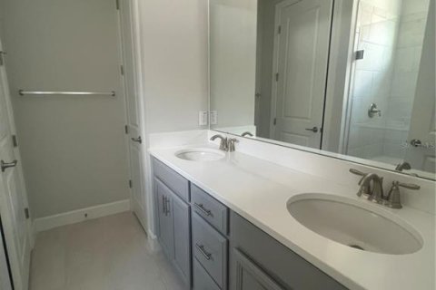 House in Poinciana, Florida 2 bedrooms, 125.42 sq.m. № 1658178 - photo 10