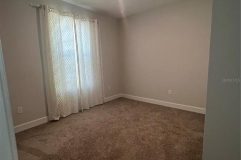 House in Poinciana, Florida 2 bedrooms, 125.42 sq.m. № 1658178 - photo 13