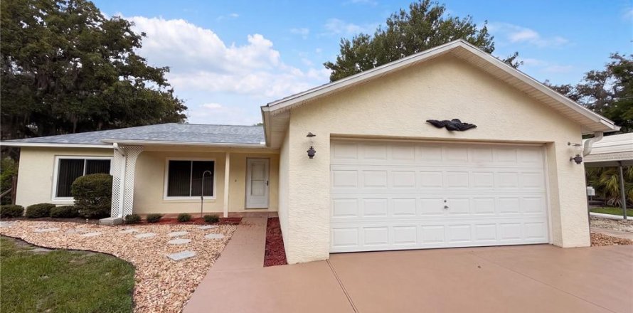 Casa en Homosassa, Florida 3 dormitorios, 144.18 m2 № 2361178