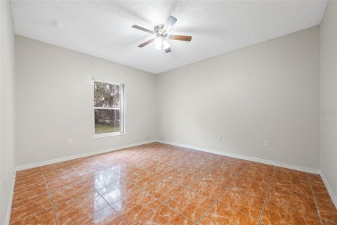 Casa en venta en Kissimmee, Florida, 4 dormitorios, 162.02 m2 № 1912212 - foto 11