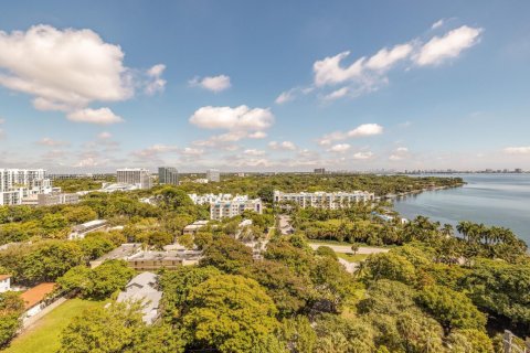 Condo in Miami, Florida, 2 bedrooms  № 1931190 - photo 22