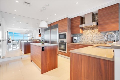 Купить кондоминиум в Майами-Бич, Флорида 1 спальня, 69.49м2, № 1951795 - фото 15