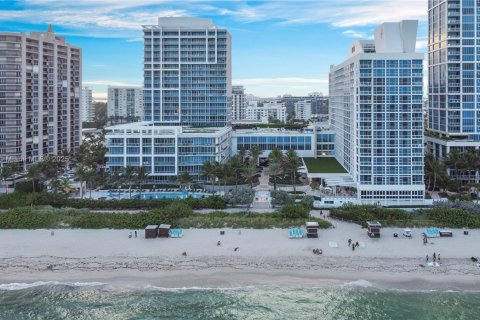Купить кондоминиум в Майами-Бич, Флорида 1 спальня, 69.49м2, № 1951795 - фото 18